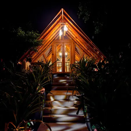 The Triangle Tangalle Exterior photo