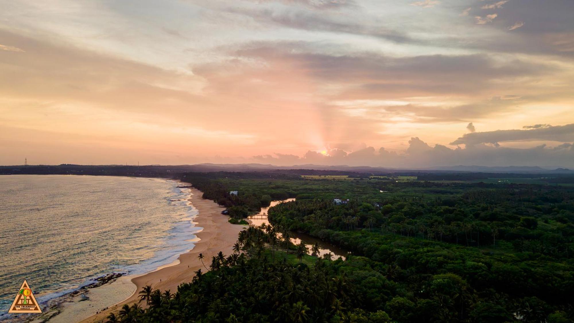 The Triangle * Tangalle